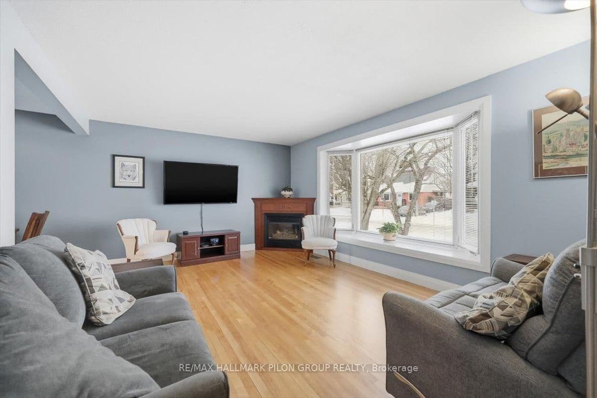 962 Weston Drive, Ottawa, ON — photo 2
