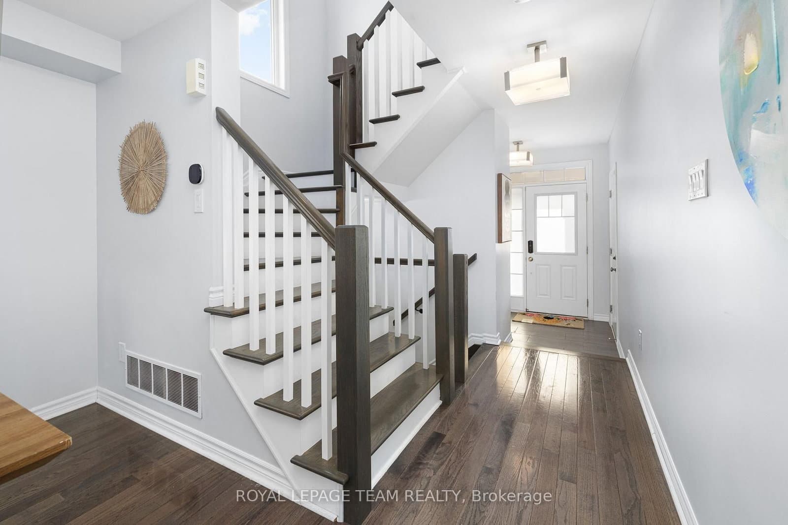 708 Logperch Circle, Ottawa, ON — photo 3