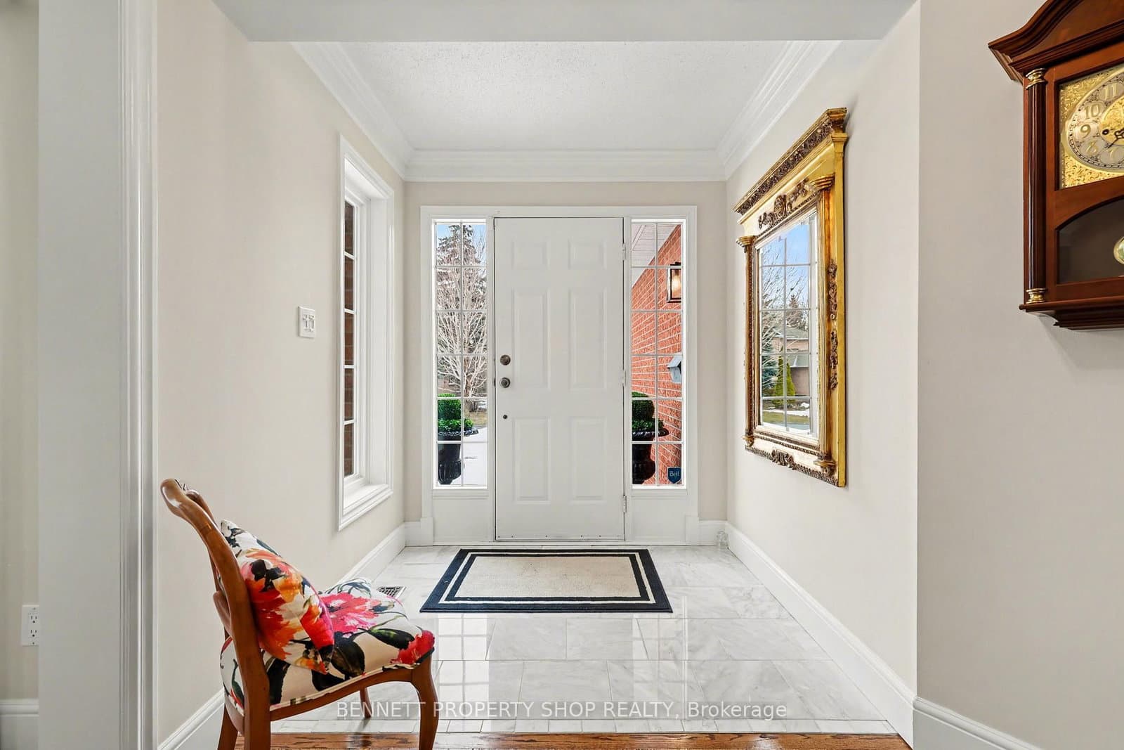 12 Sherk Crescent, Ottawa, ON — photo 2