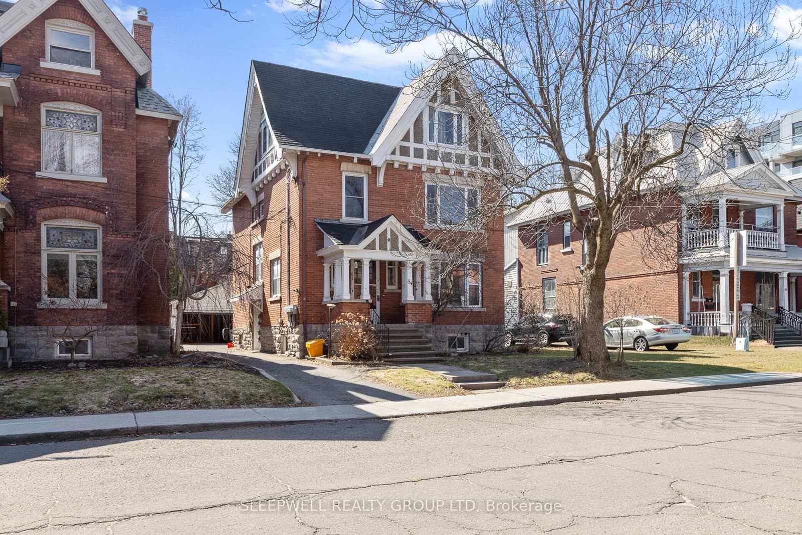 84 Fourth Avenue, Ottawa, ON — photo 2