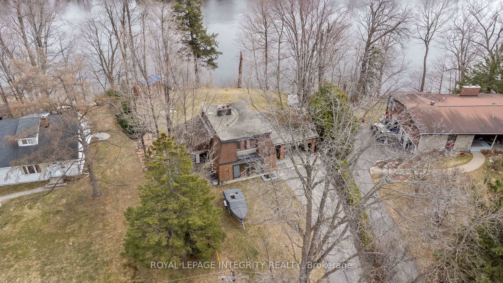 2061 Prince Of Wales Drive, Ottawa, ON — photo 2