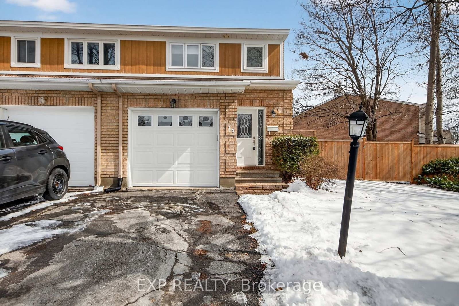 43 Hummingbird Crescent, Ottawa, ON