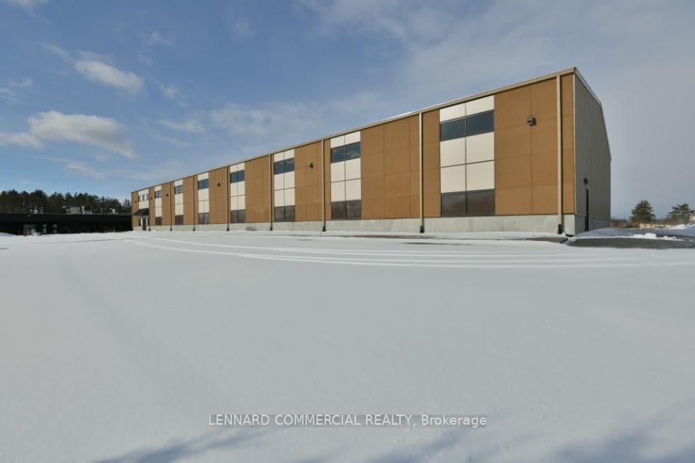 139 John Cavanaugh Drive, Carp, ON — photo 2