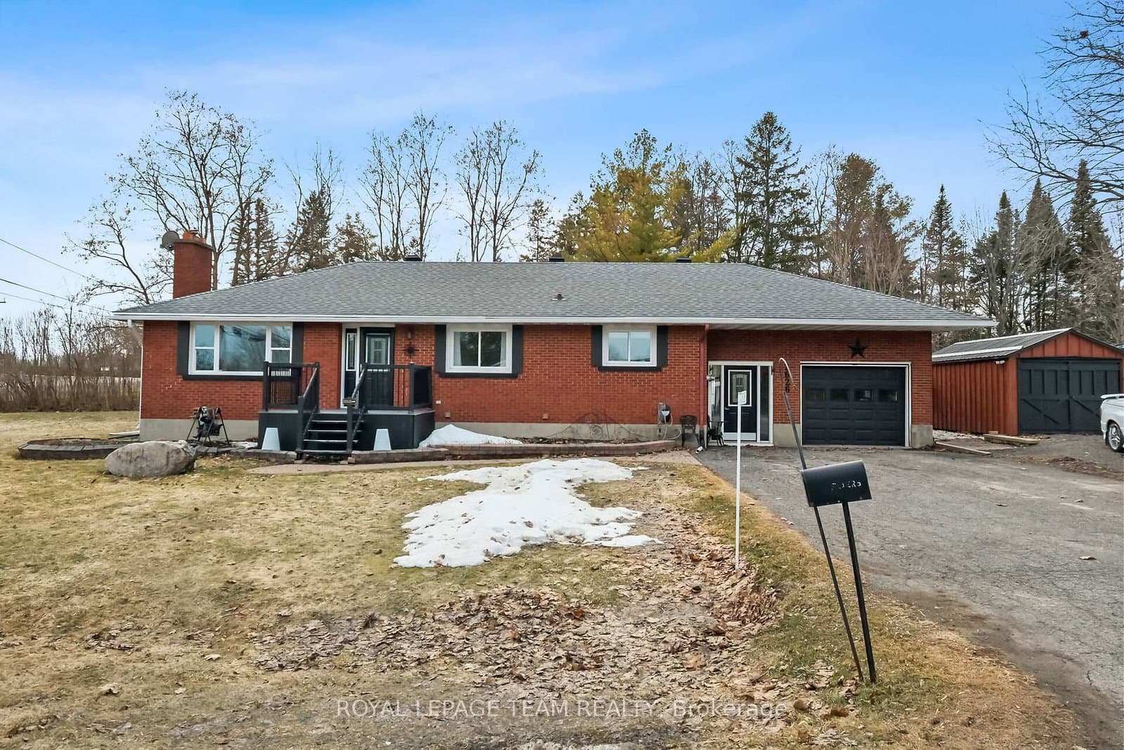 2626 Brentwood Avenue, Metcalfe, ON