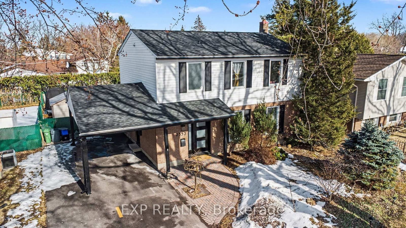 2332 Ogilvie Road, Ottawa, ON