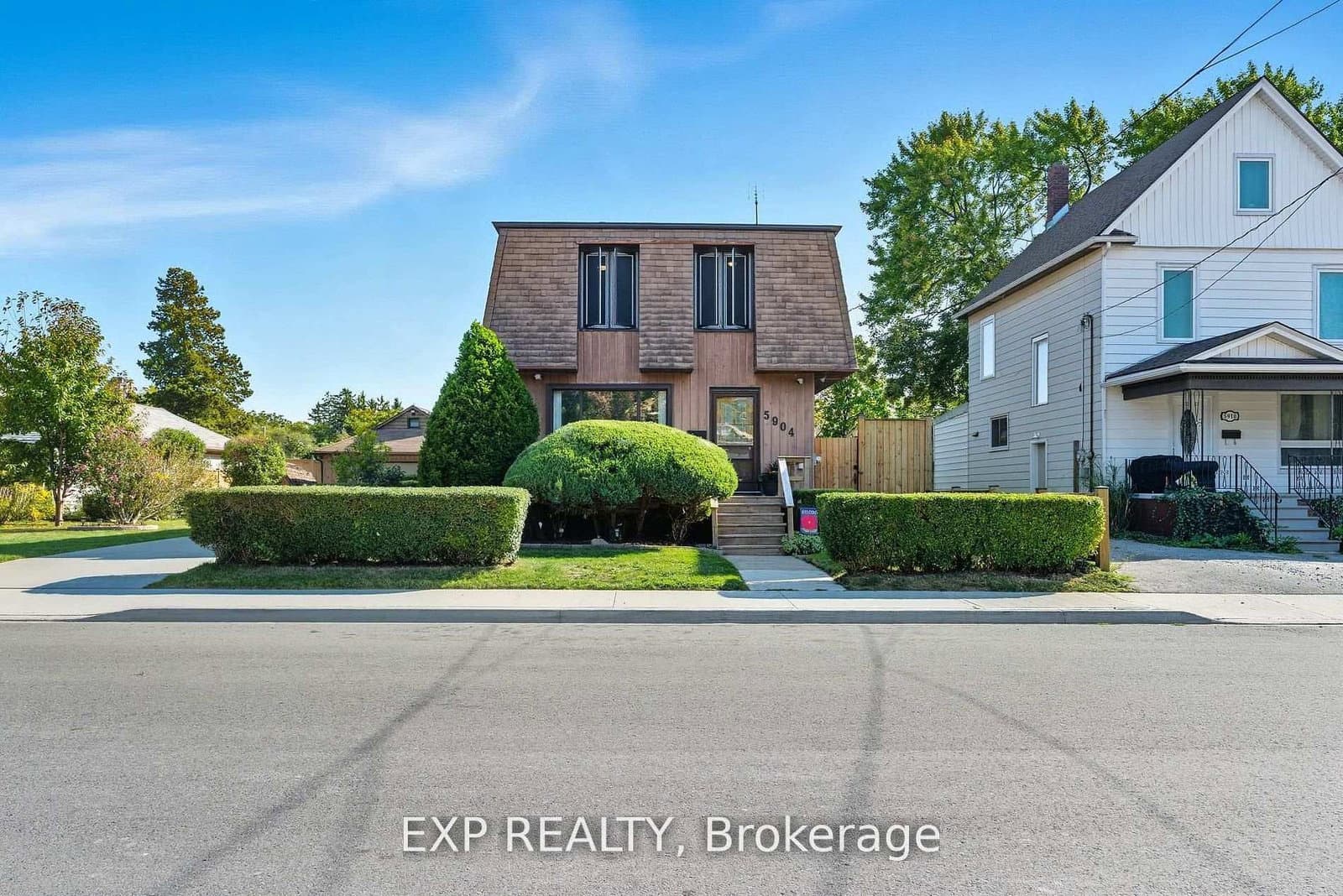 5904 Prospect Street, Niagara Falls, ON