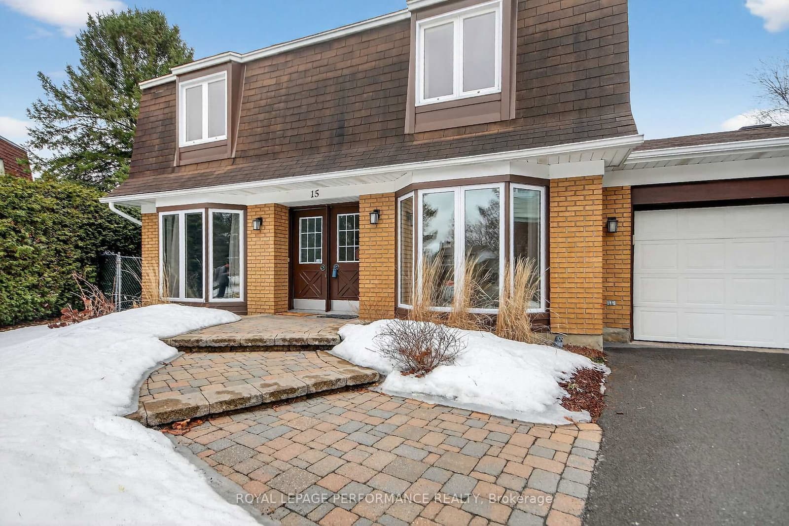 15 Hallowell Court, Ottawa, ON — photo 2