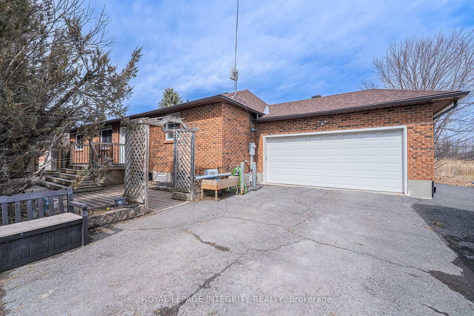 3318 DUNROBIN Road, Ottawa, ON