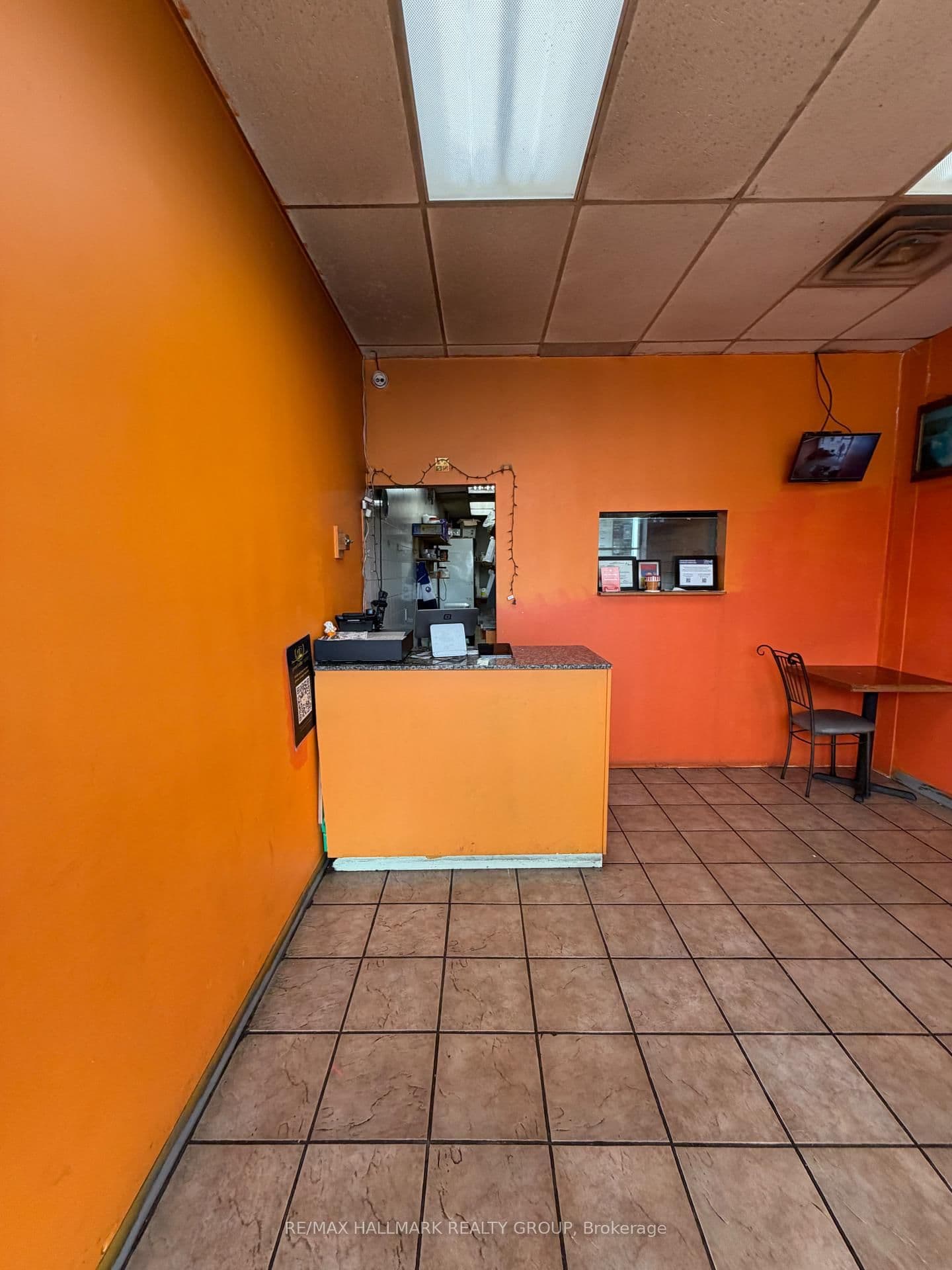 8154 Jeanne Darc Boulevard, Ottawa, ON — photo 3