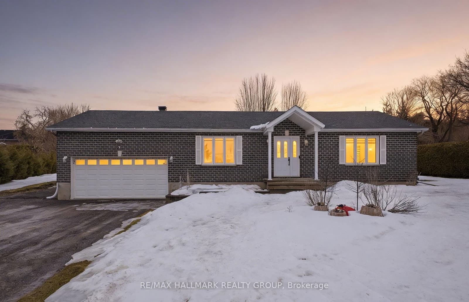 2740 Lockwood Lane, Cumberland, ON
