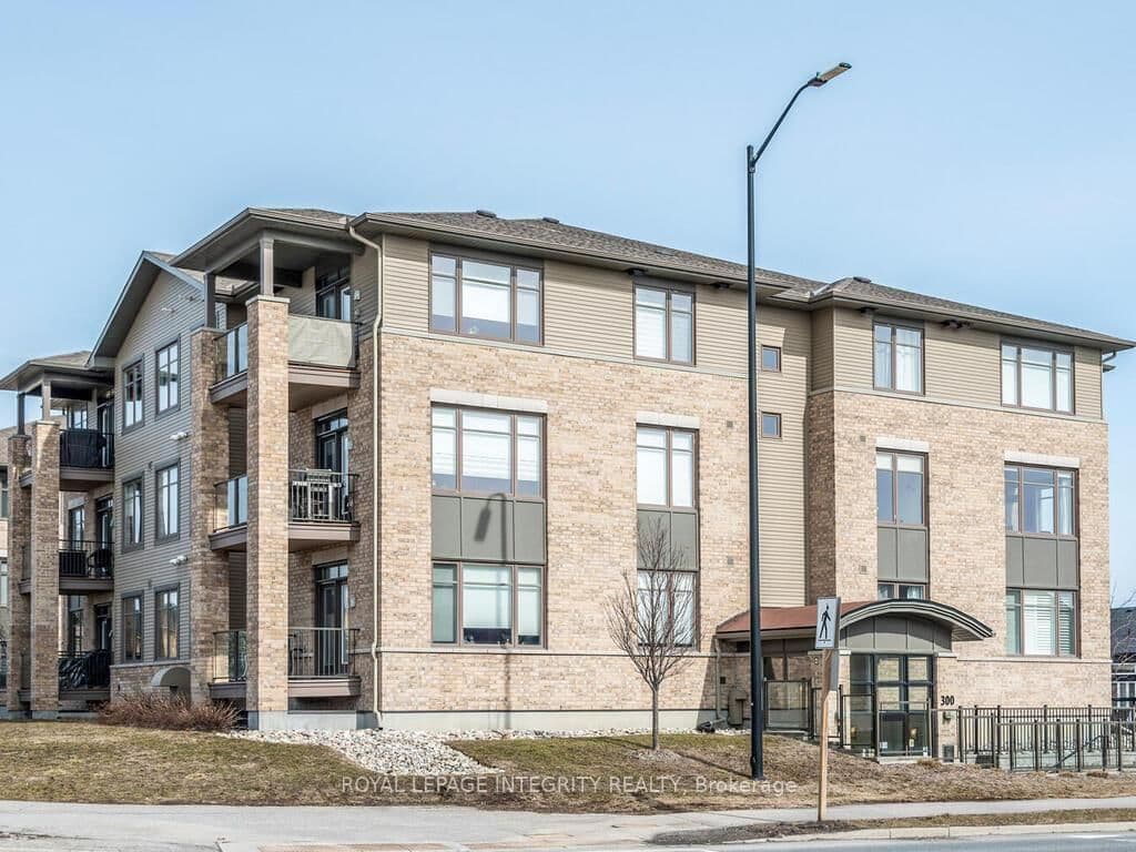 201 - 300 JATOBA Private, Ottawa, ON