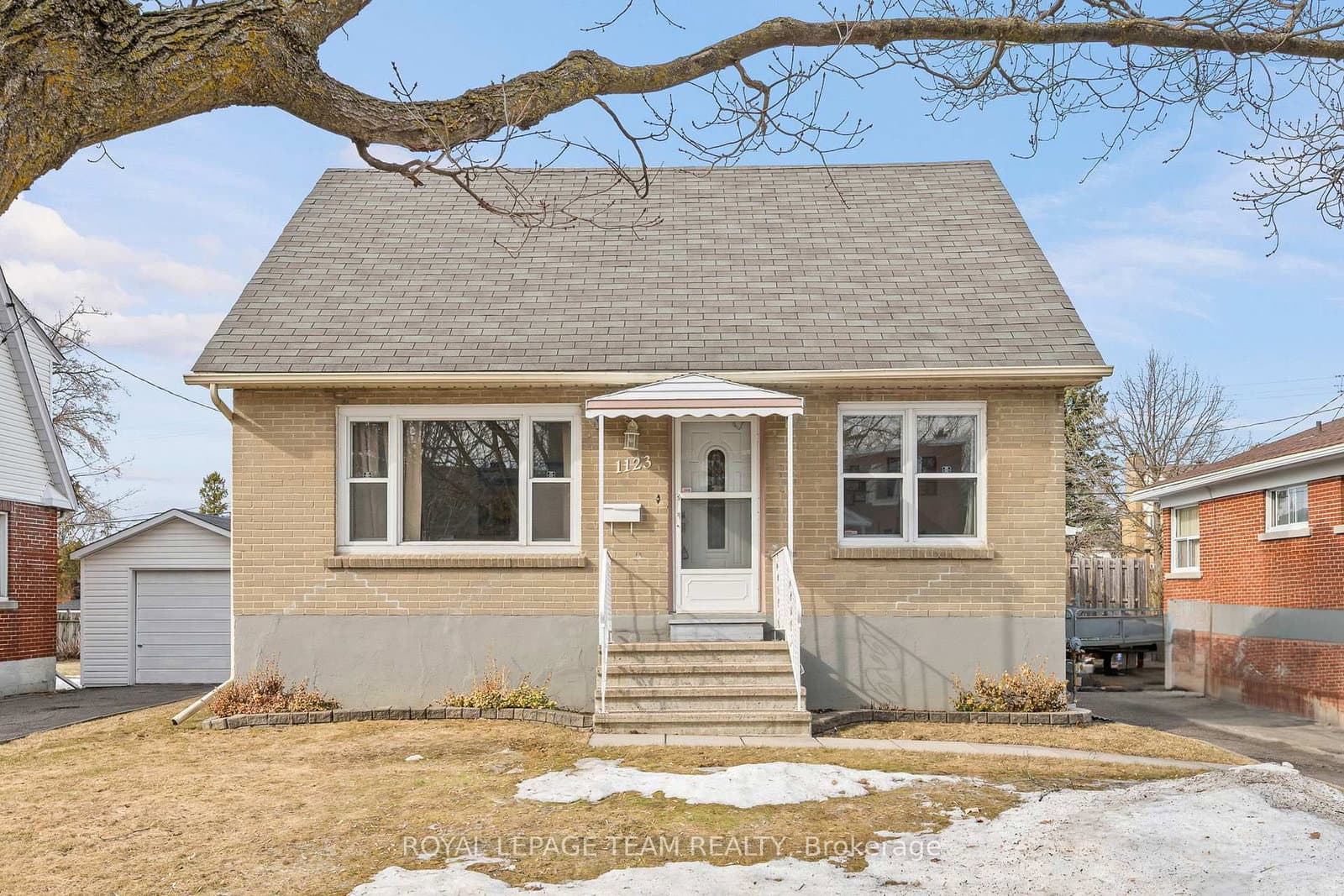 1123 Secord Avenue, Ottawa, ON — photo 2