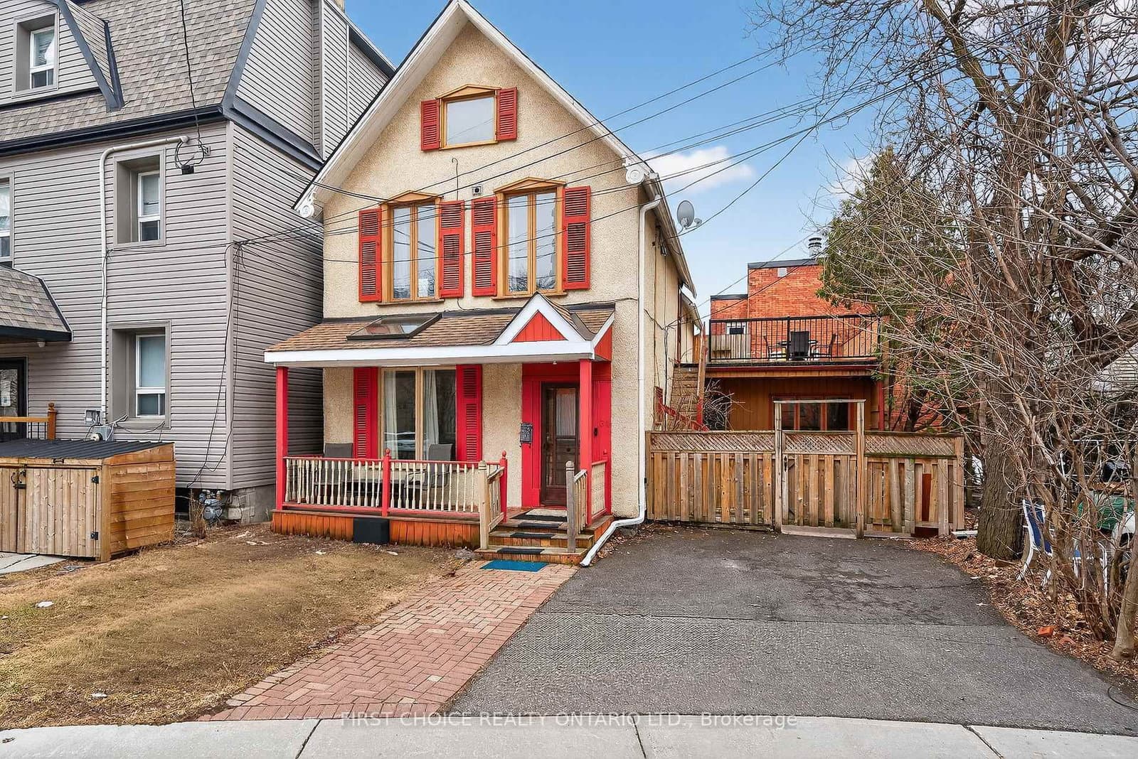 34 Gilmour Street, Ottawa, ON