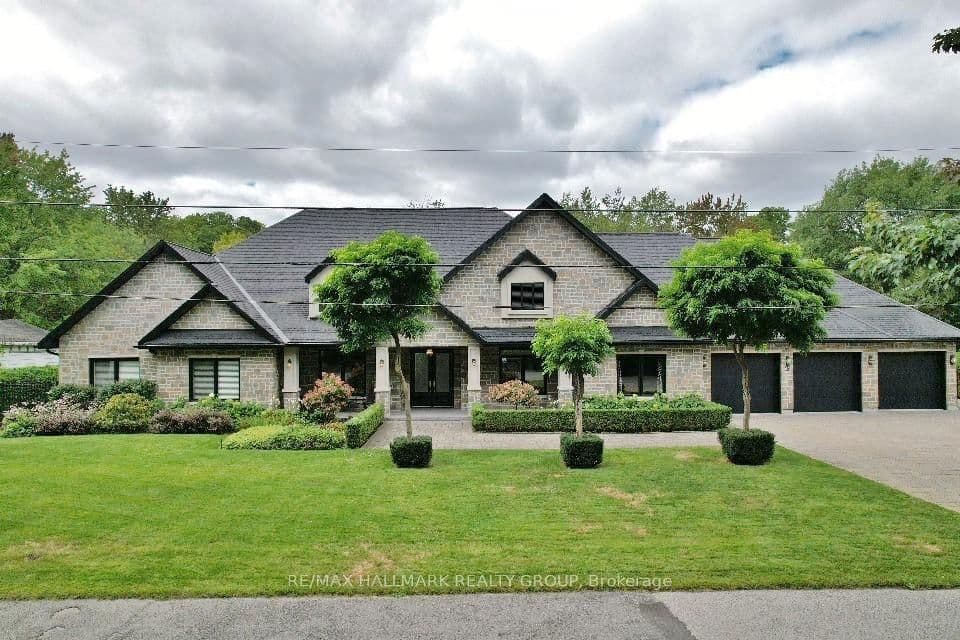 62 Rebecca Crescent, Ottawa, ON