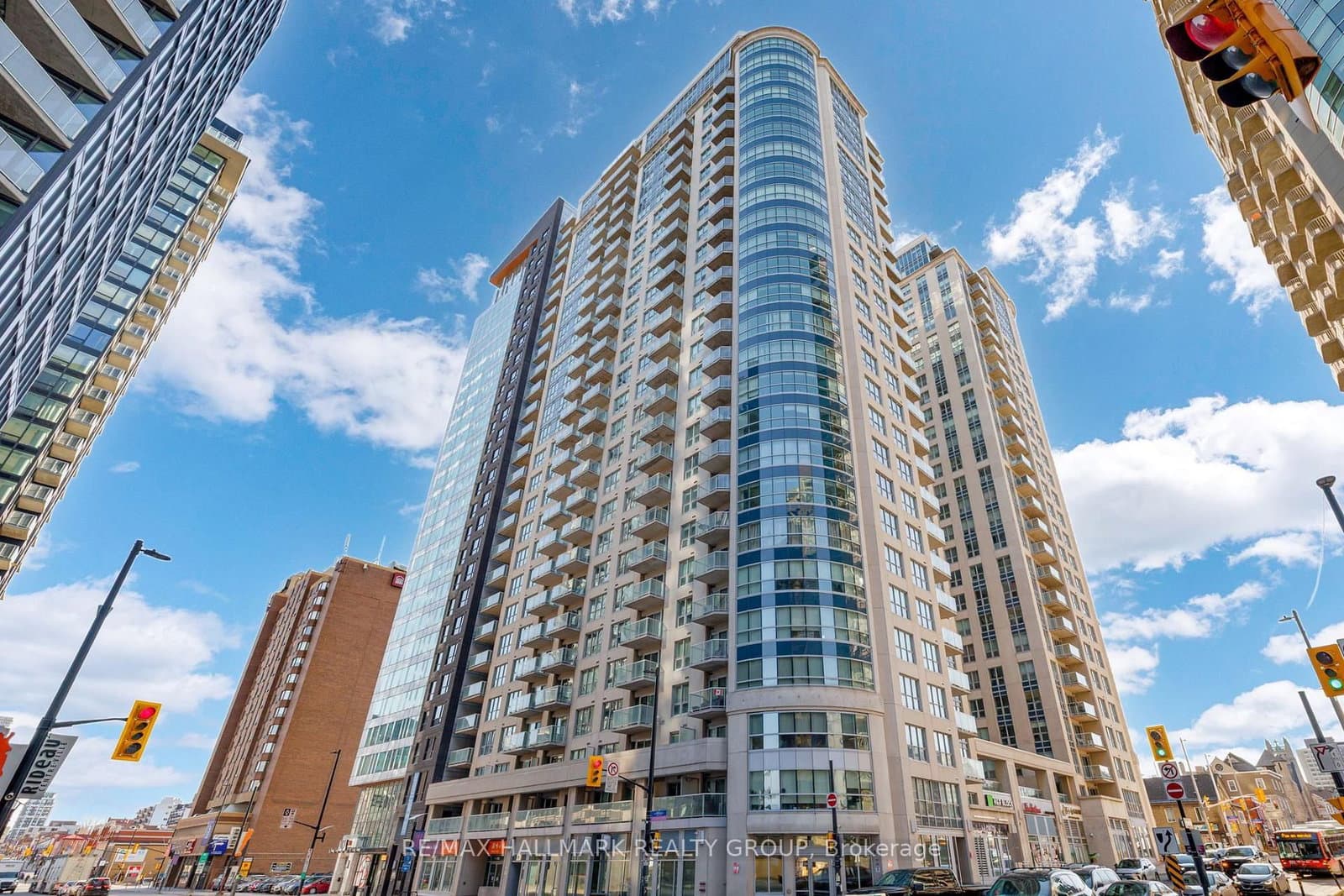 803 - 242 Rideau Street, Ottawa, ON