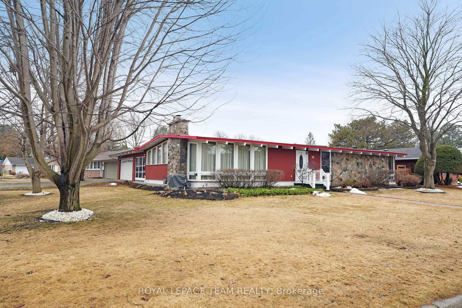 26 Nanaimo Drive, Ottawa, ON