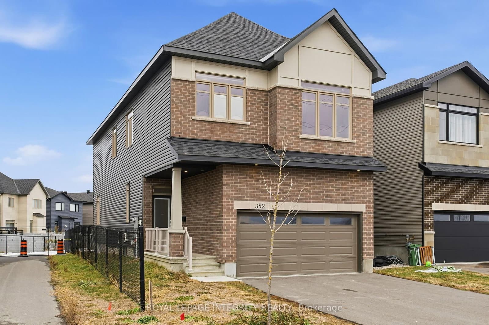 352 Monticello Avenue, Stittsville, ON