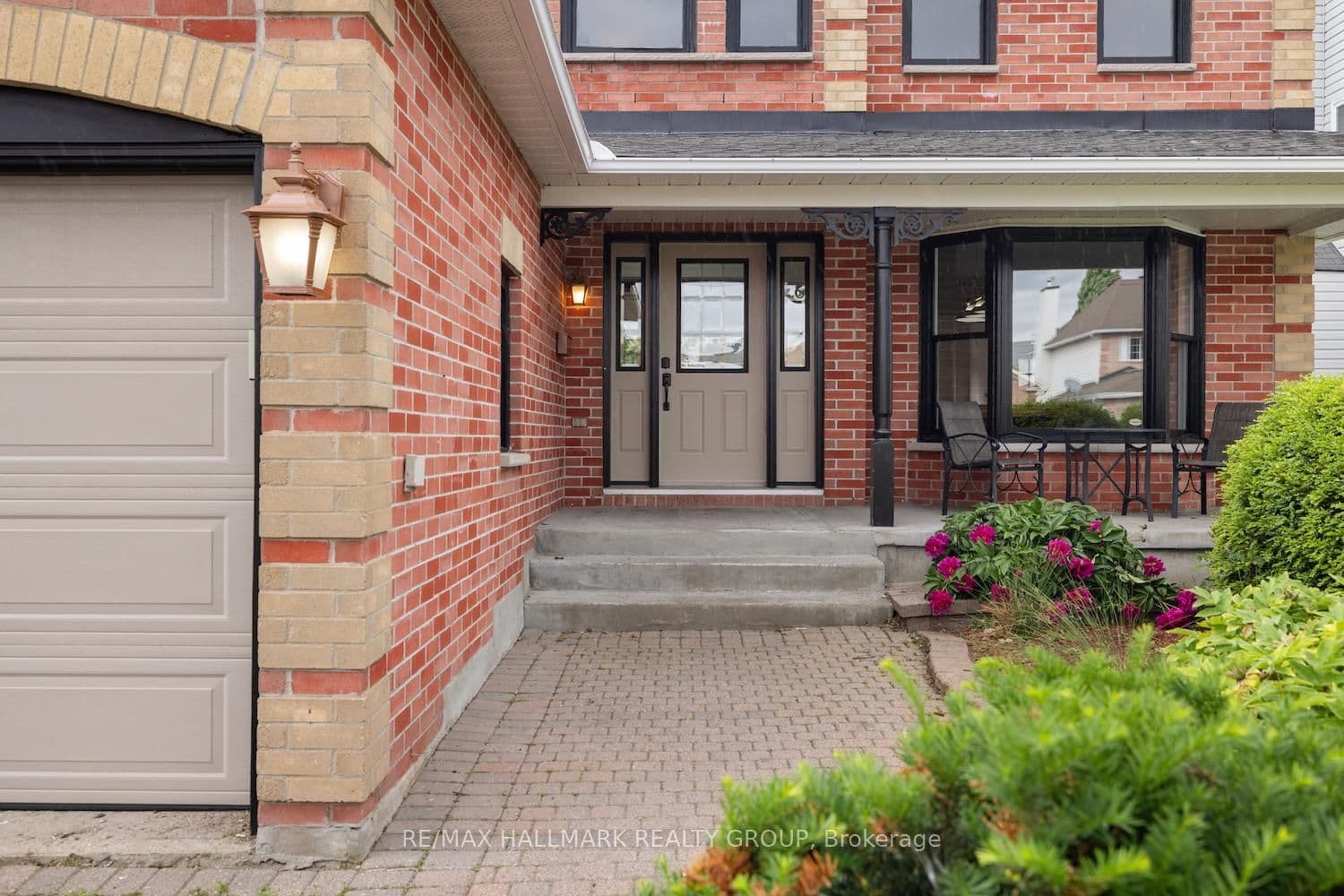 1404 Montresor Way, Orleans, ON — photo 2