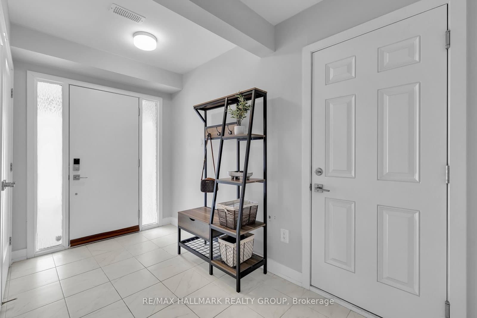 738 Chromite Private, Ottawa, ON — photo 3