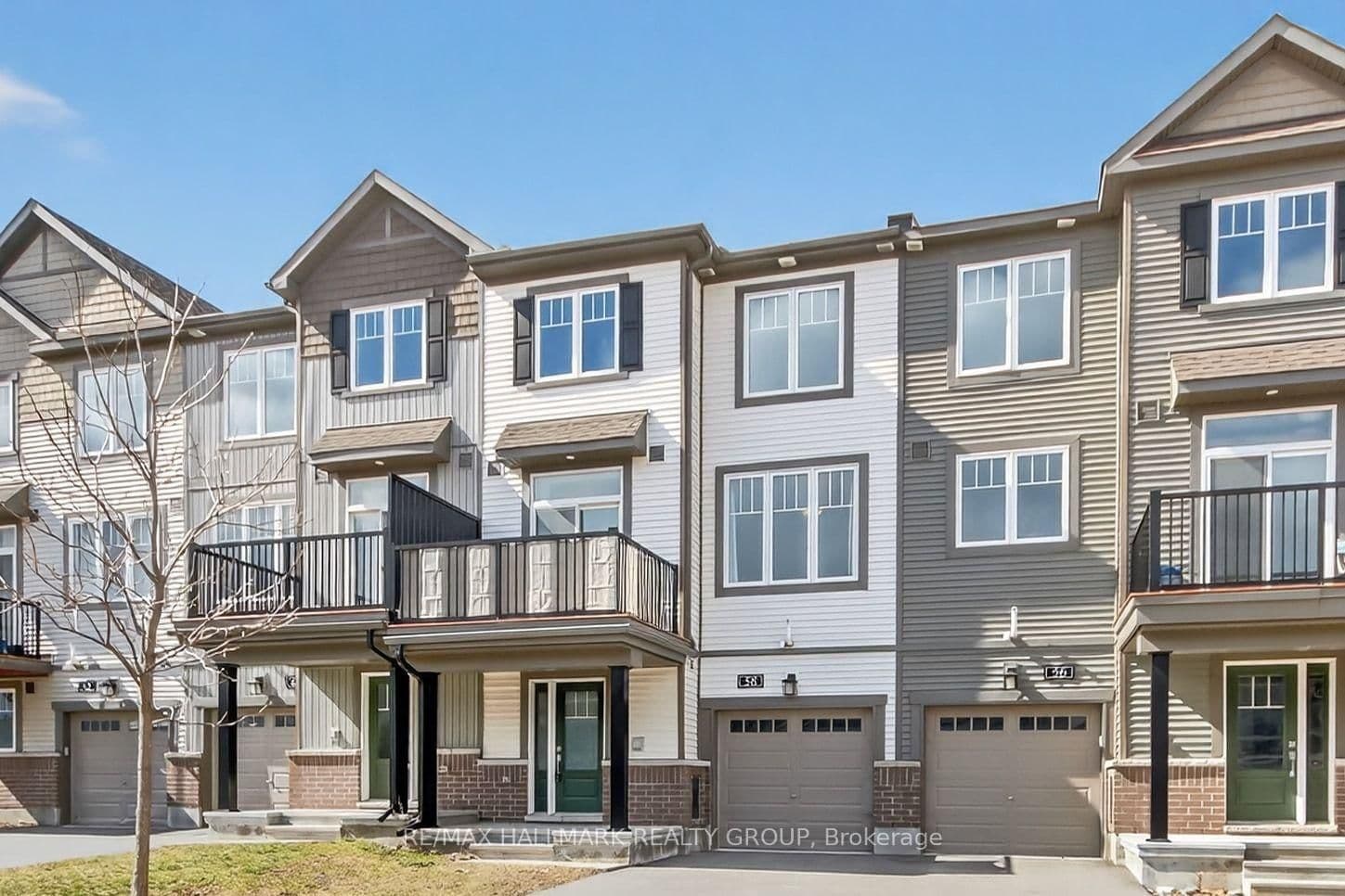 58 Teelin Circle, Ottawa, ON — photo 2