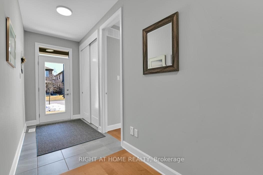 26 Stickleback Way, Ottawa, ON — photo 3