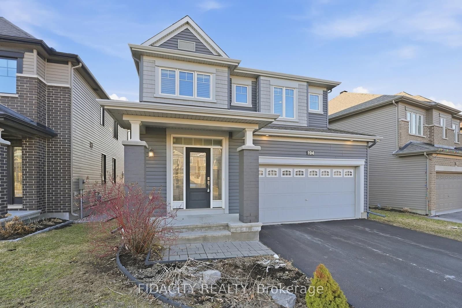 194 Kimpton Drive, Ottawa, ON — photo 2