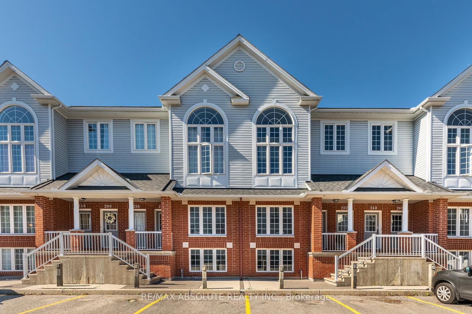 246 Gershwin Private, Ottawa, ON