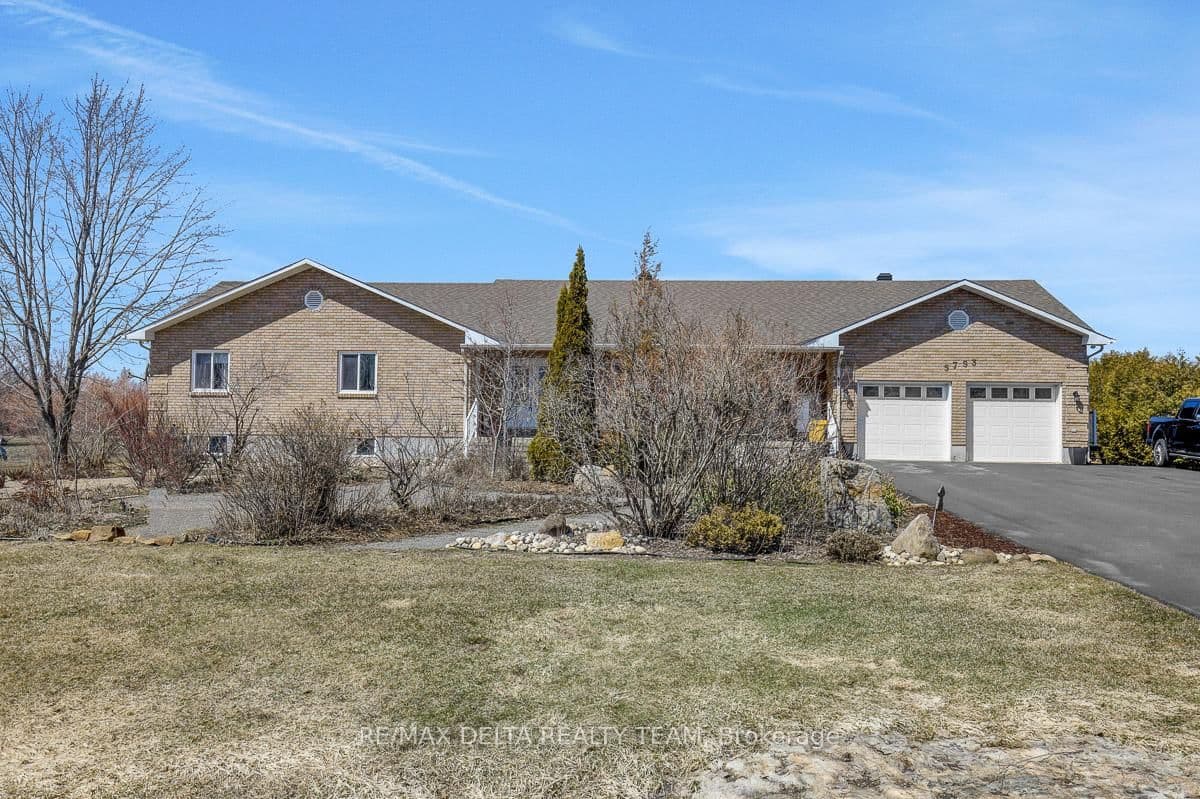5793 Leitrim Road, Carlsbad Springs, ON — photo 2
