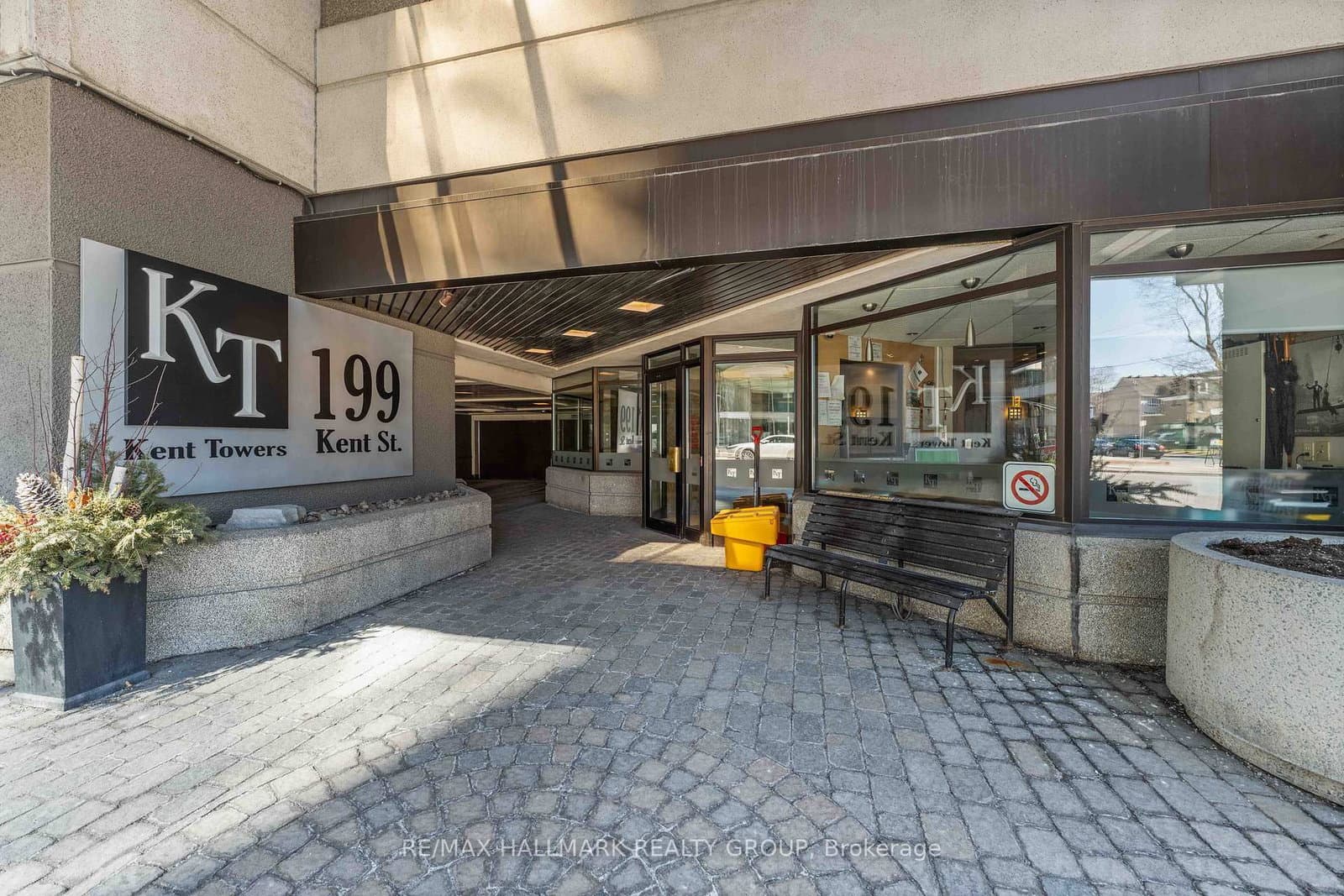 1602 - 199 Kent Street, Ottawa, ON — photo 3