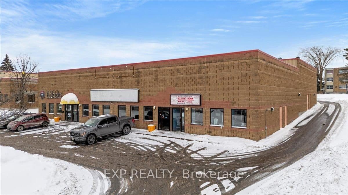 716 Industrial Avenue, Ottawa, ON