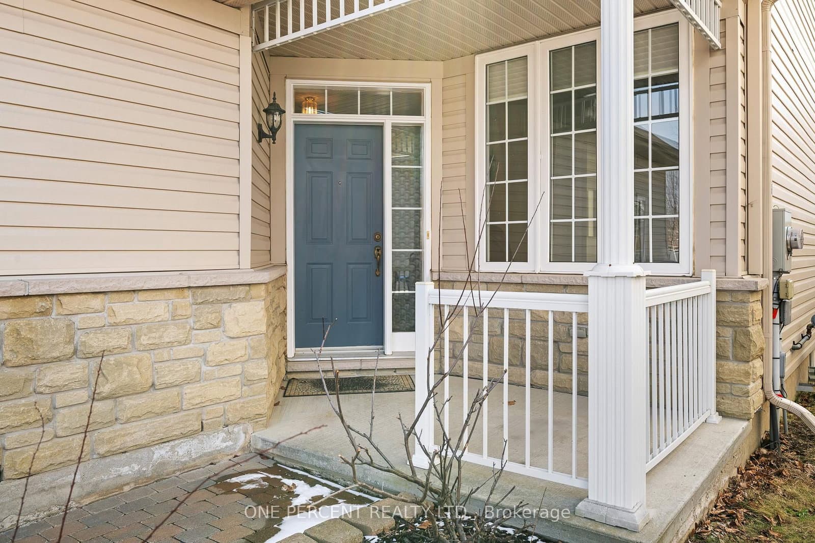 2113 Hallendale Street, Ottawa, ON — photo 2