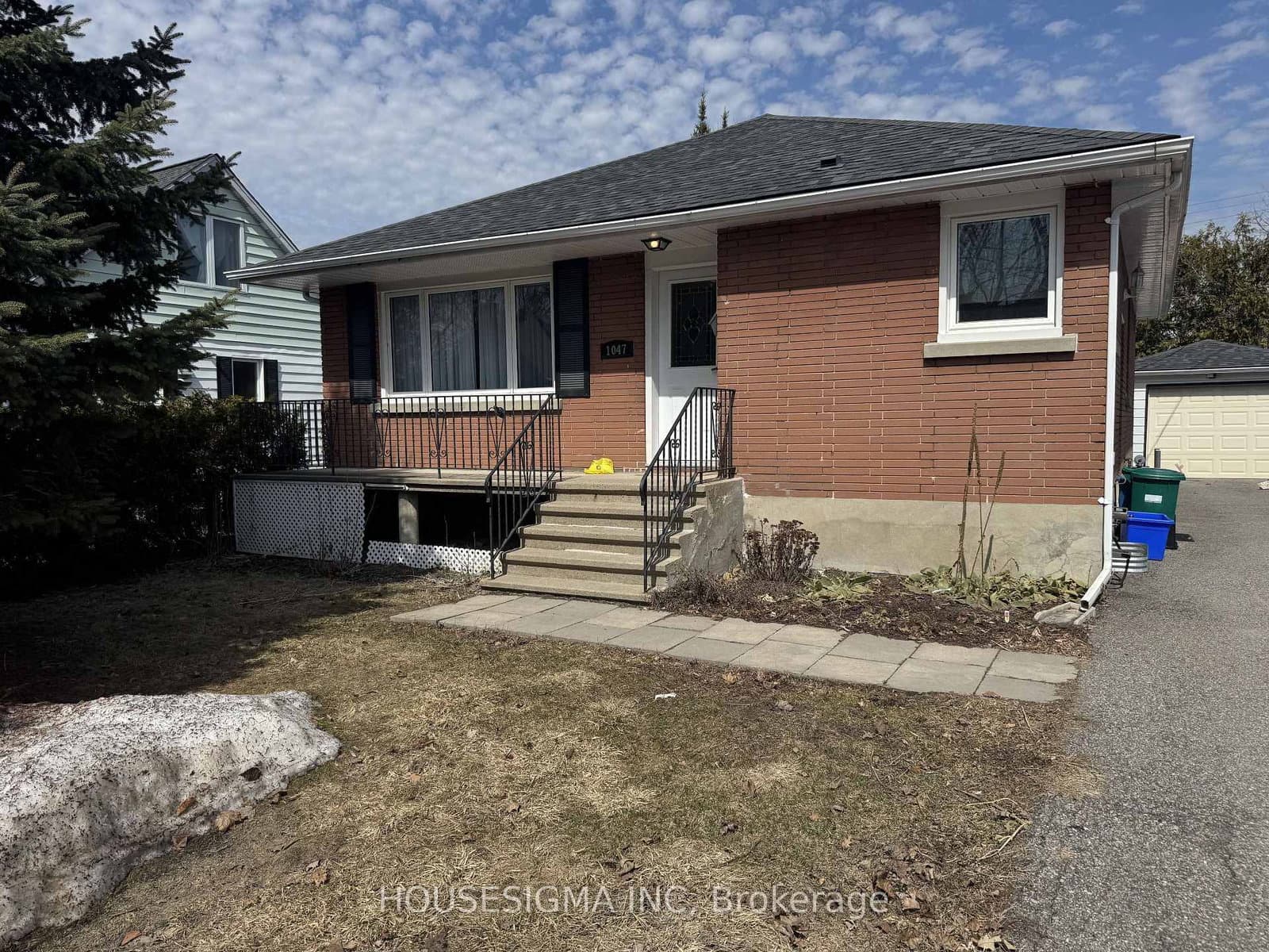 1047 Richard Avenue, Ottawa, ON — photo 2