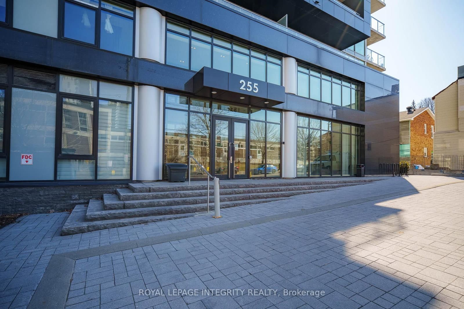 #604 - 255 Bay Street, Ottawa, ON — photo 3