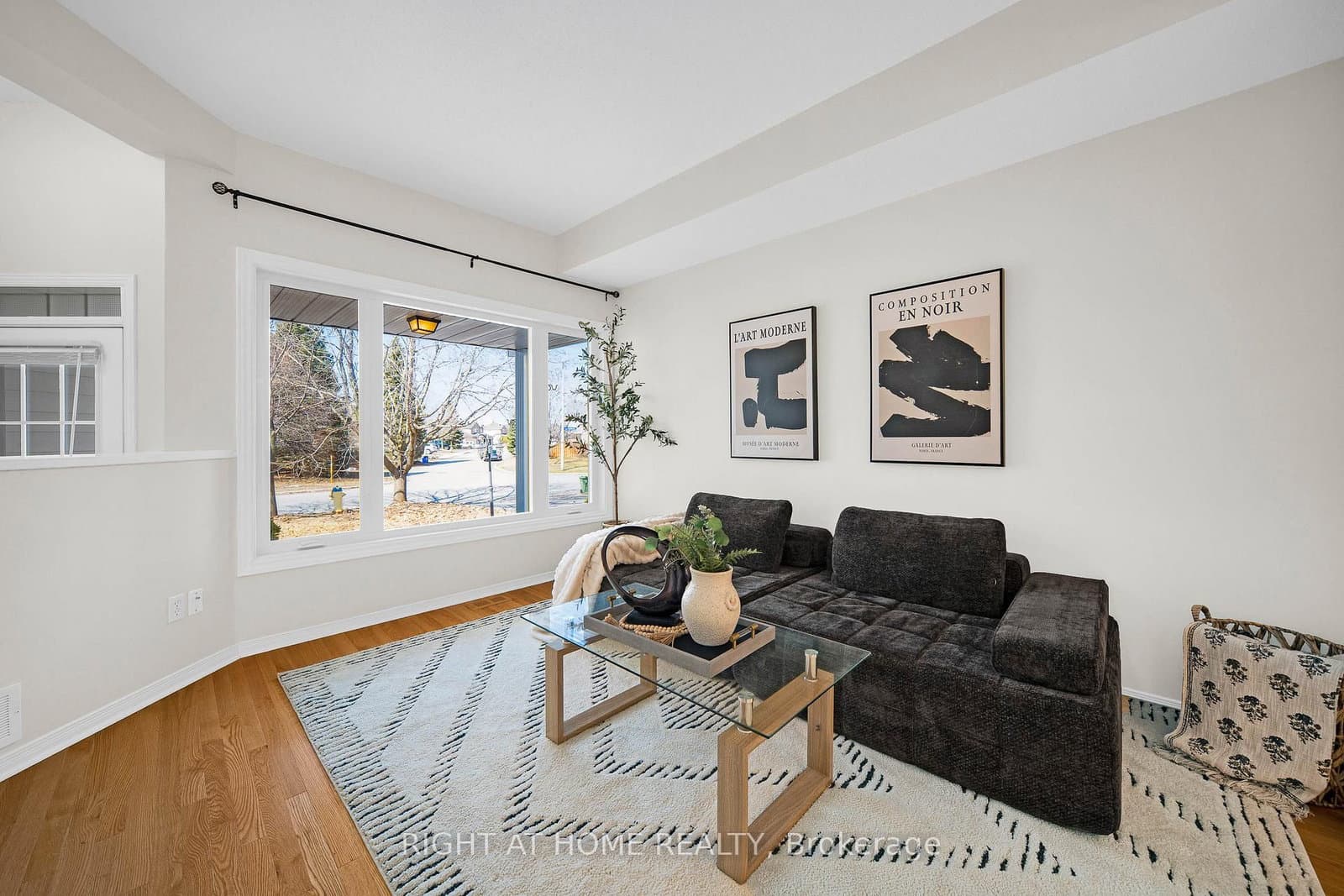 1566 Rumford Drive, Ottawa, ON — photo 3