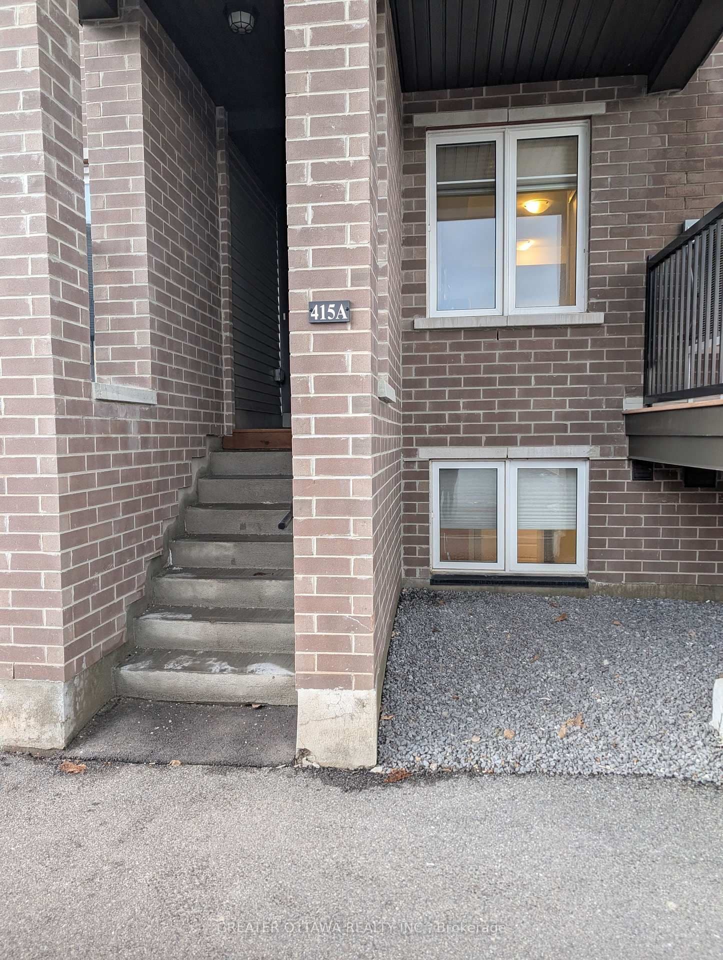 16 - 415 Eldorado Private, Ottawa, ON — photo 2