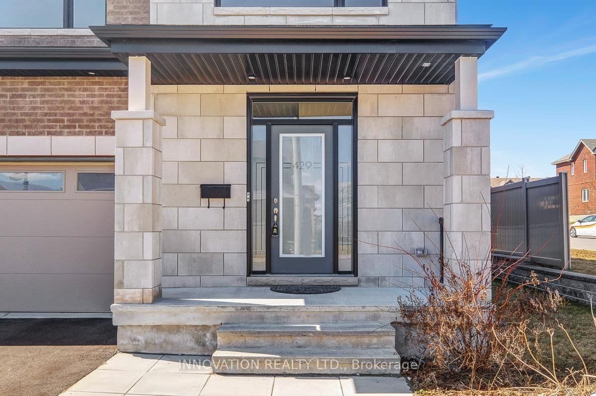 429 Fernside Street, Ottawa, ON — photo 3