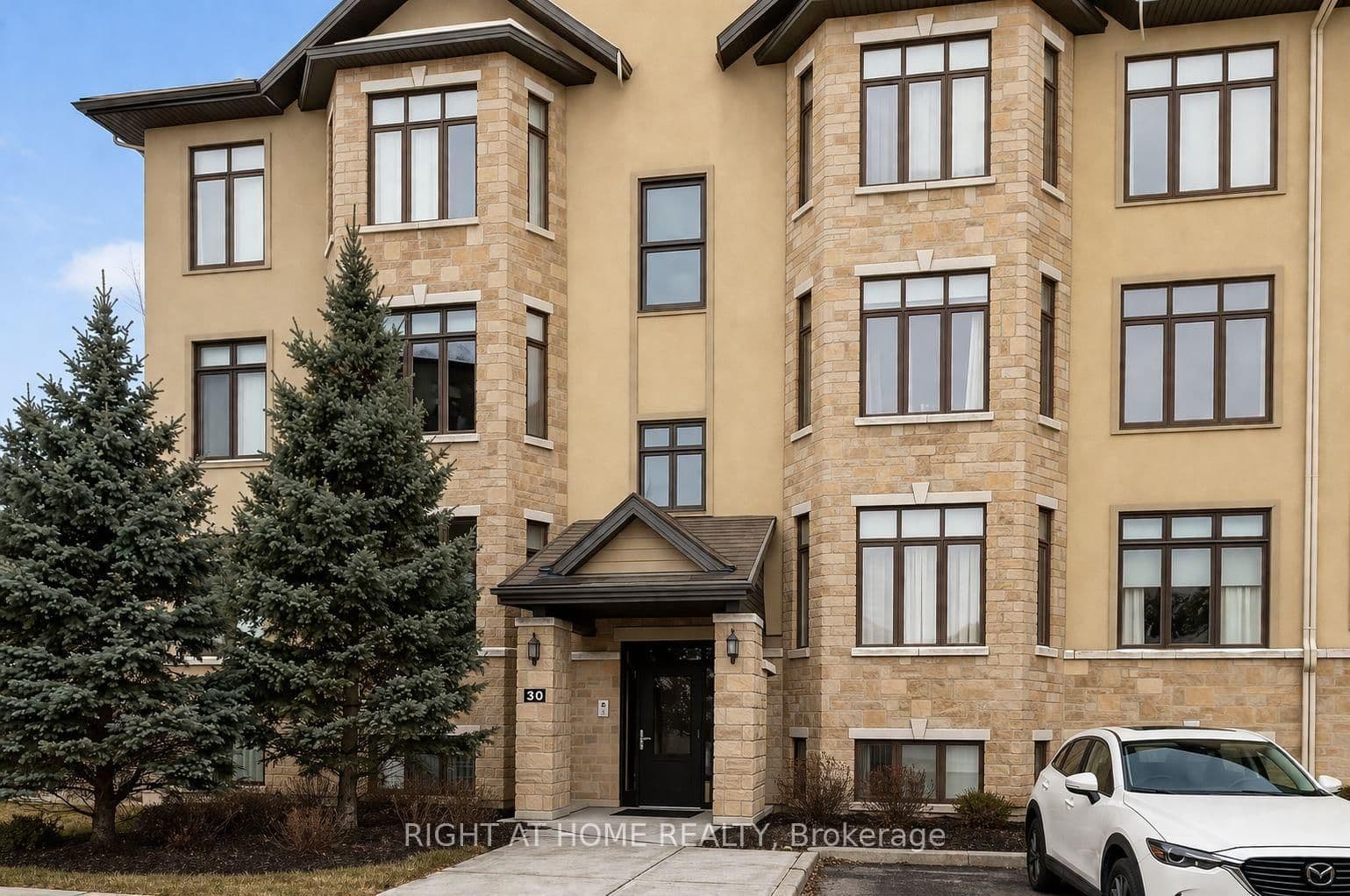 6 - 30 Prestige Circle, Ottawa, ON