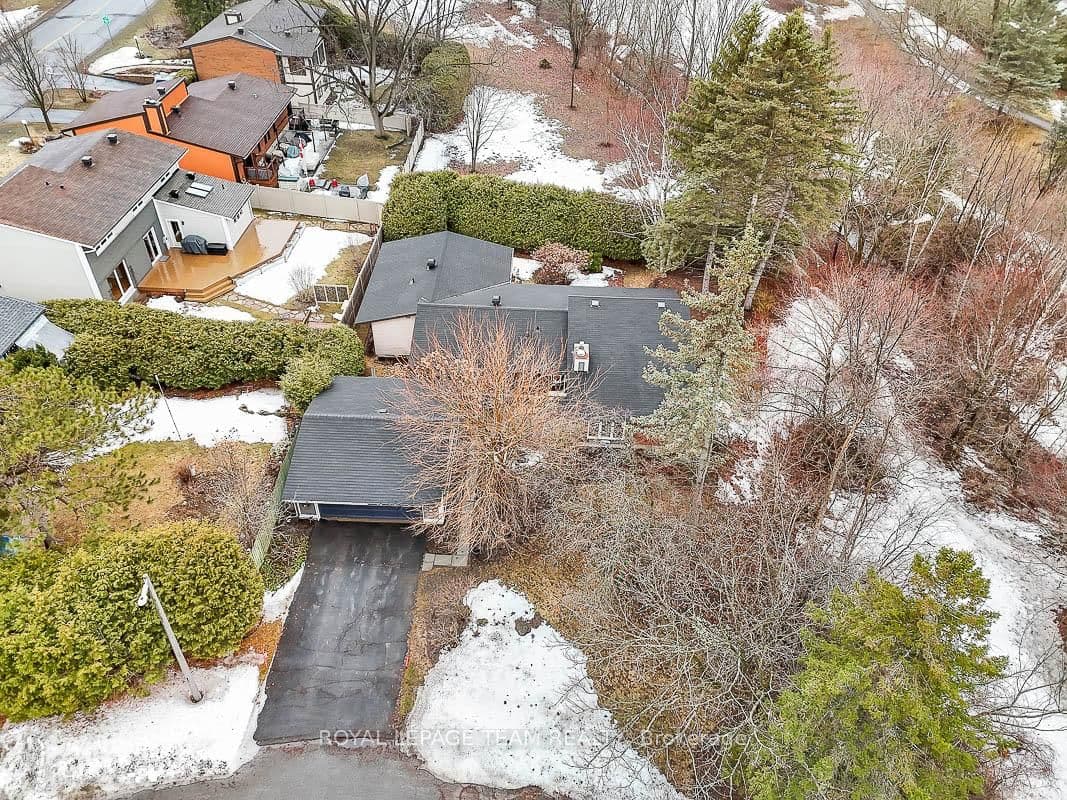 26 Amundsen Crescent, Ottawa, ON