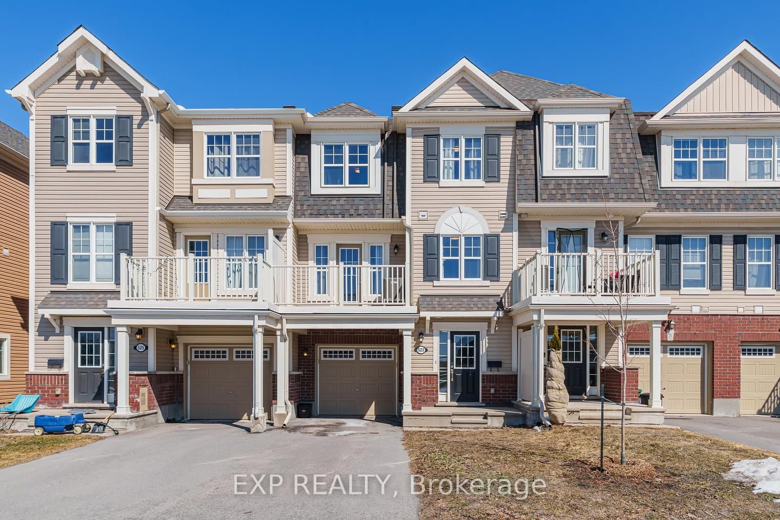 523 Ensatina Crescent, Ottawa, ON