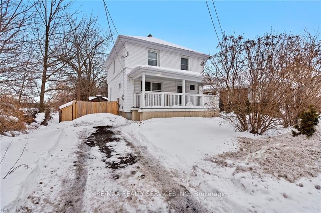 5292 Bridge Street, Niagara Falls, ON — photo 2