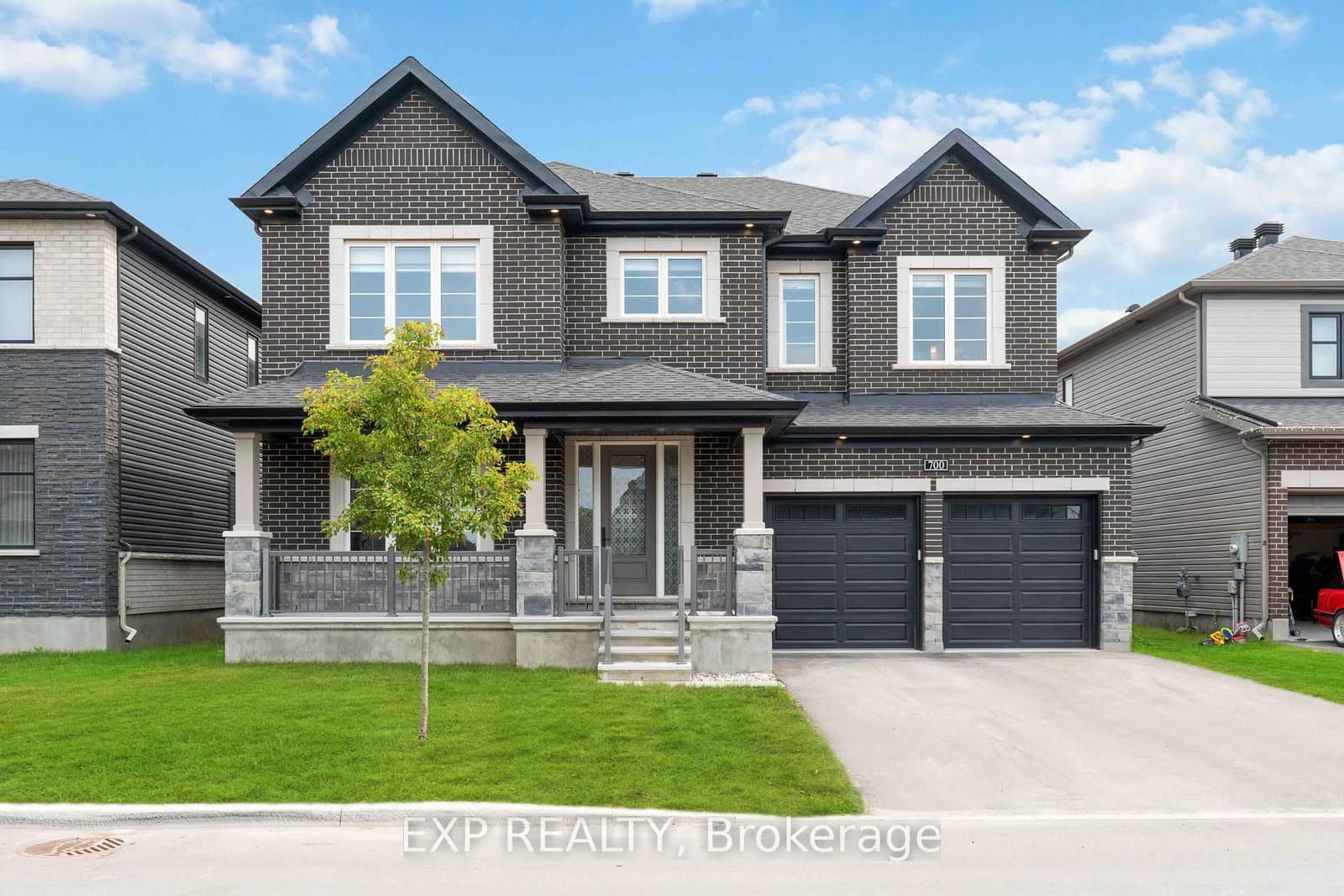 700 Coast Circle, Manotick, ON