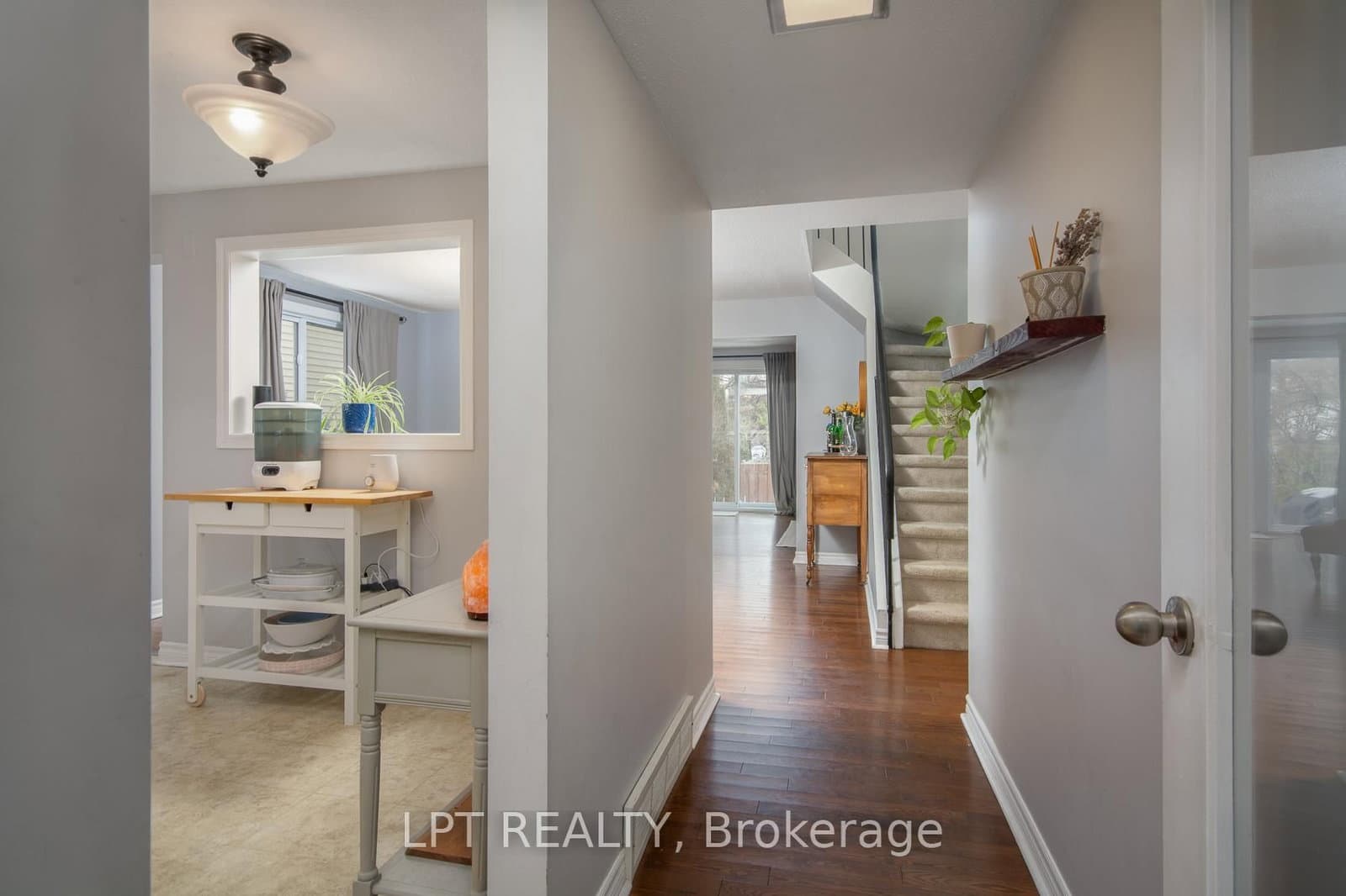 7 Fable Street, Ottawa, ON — photo 3