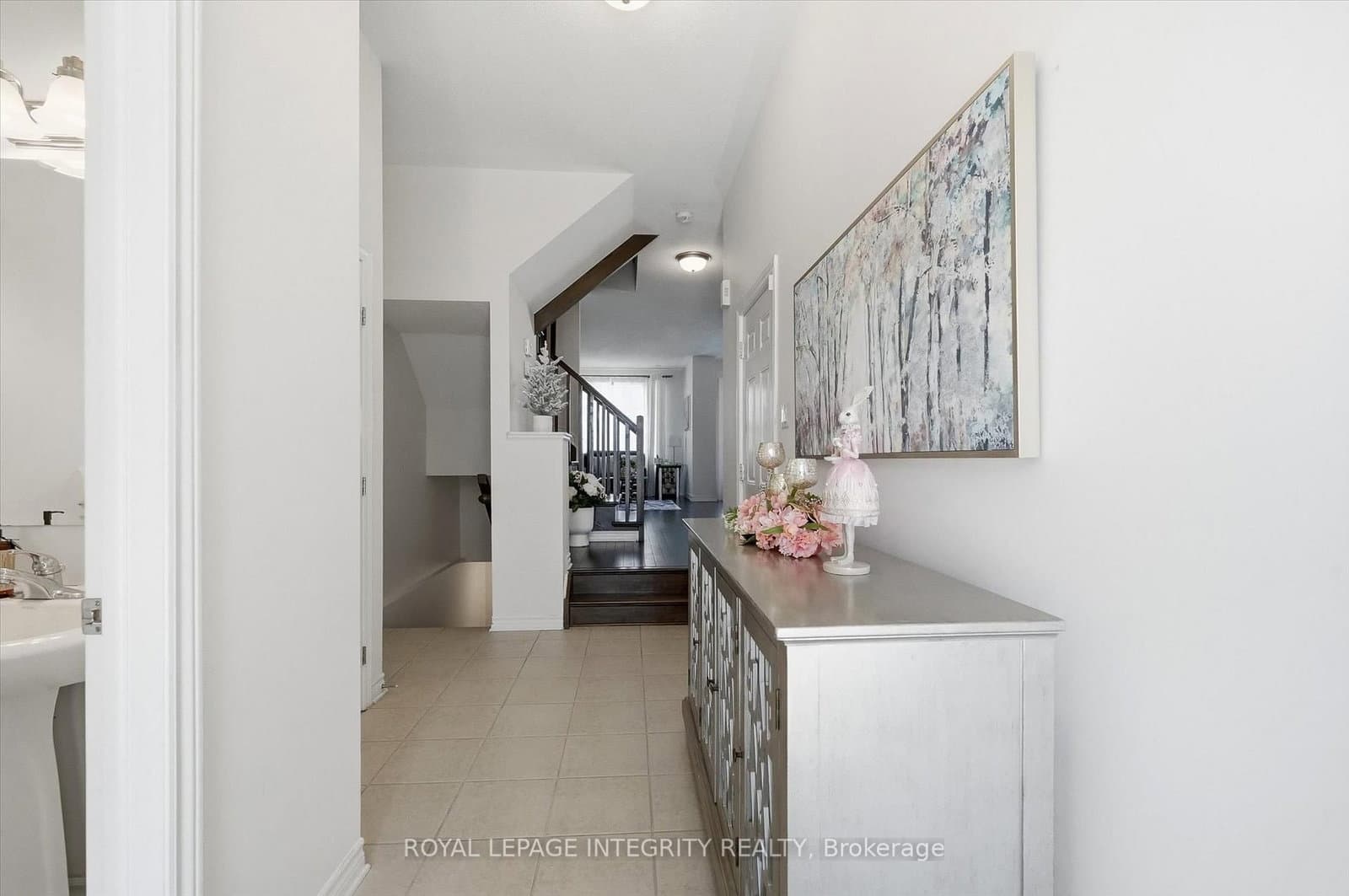 418 Rochefort Circle, Ottawa, ON — photo 3