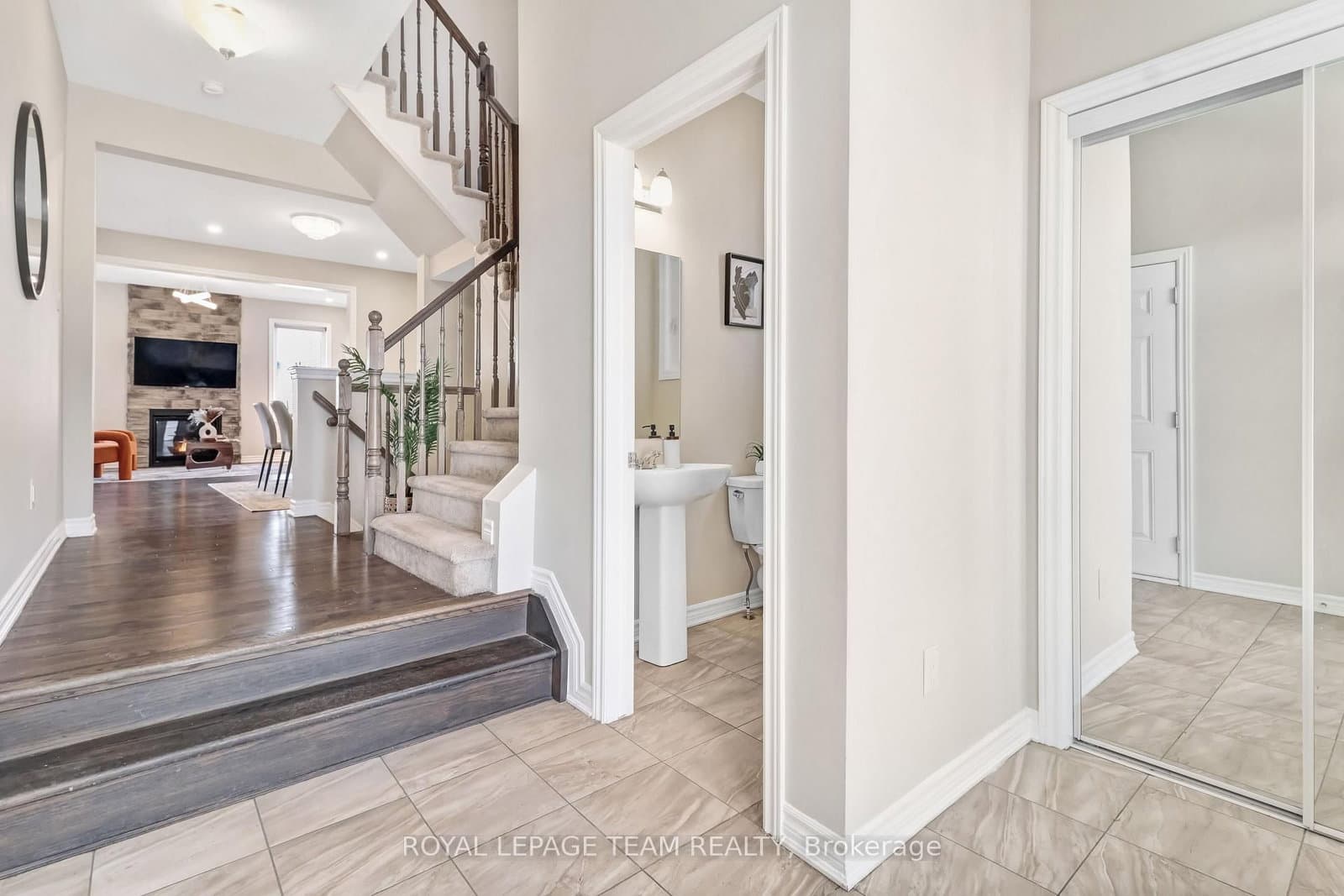 335 Soldats Riendeau Street, Ottawa, ON — photo 3