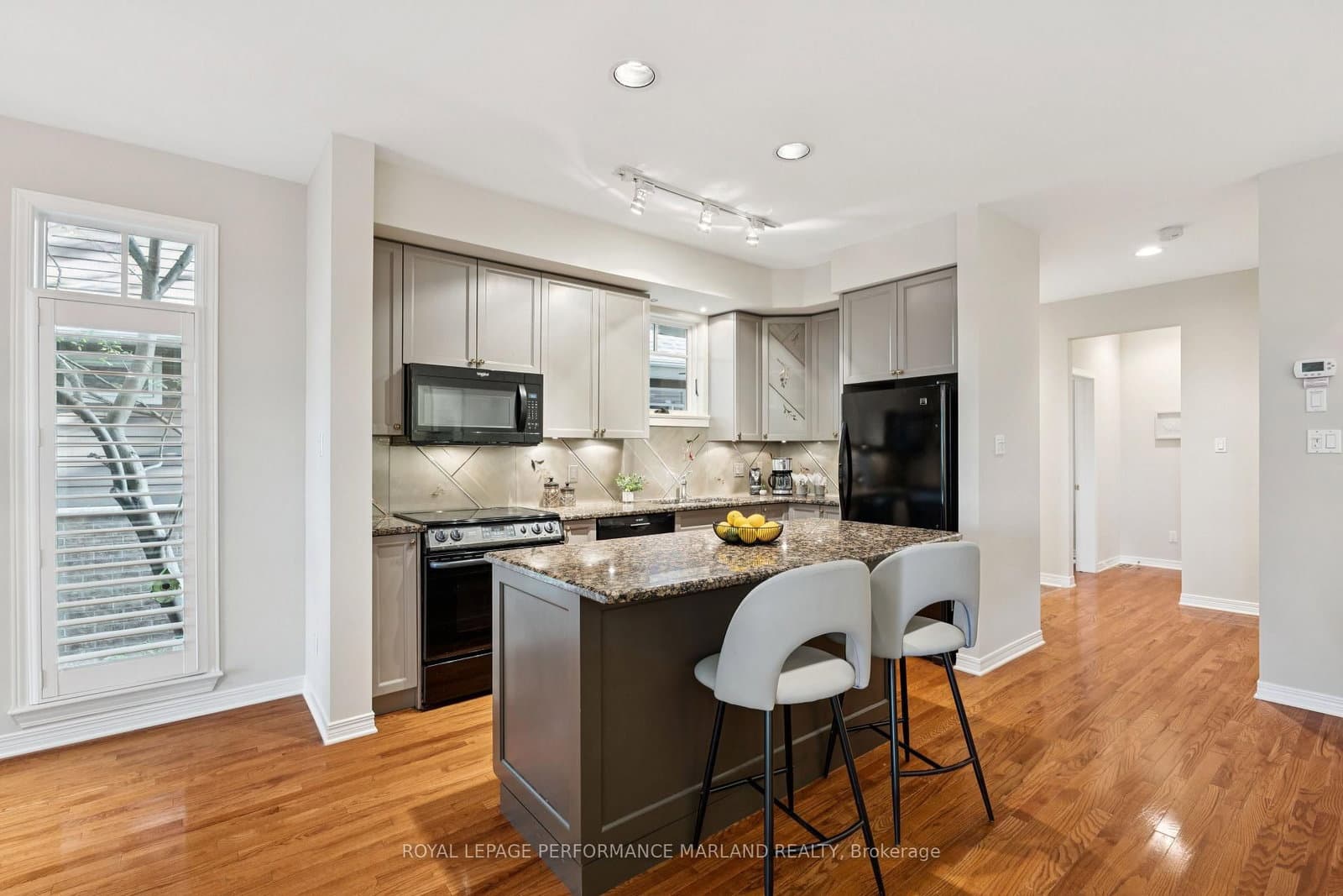 37 Creek's End Lane, Nepean, ON — photo 3