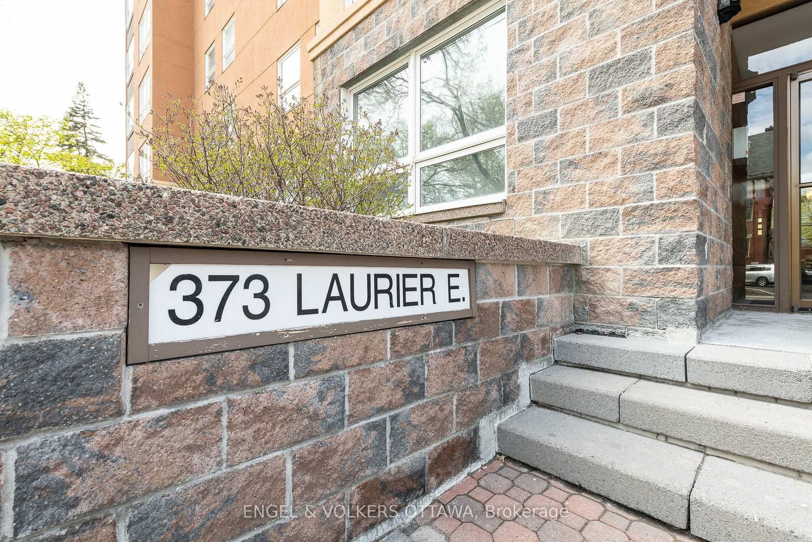 906 - 373 LAURIER Avenue, Ottawa, ON — photo 2