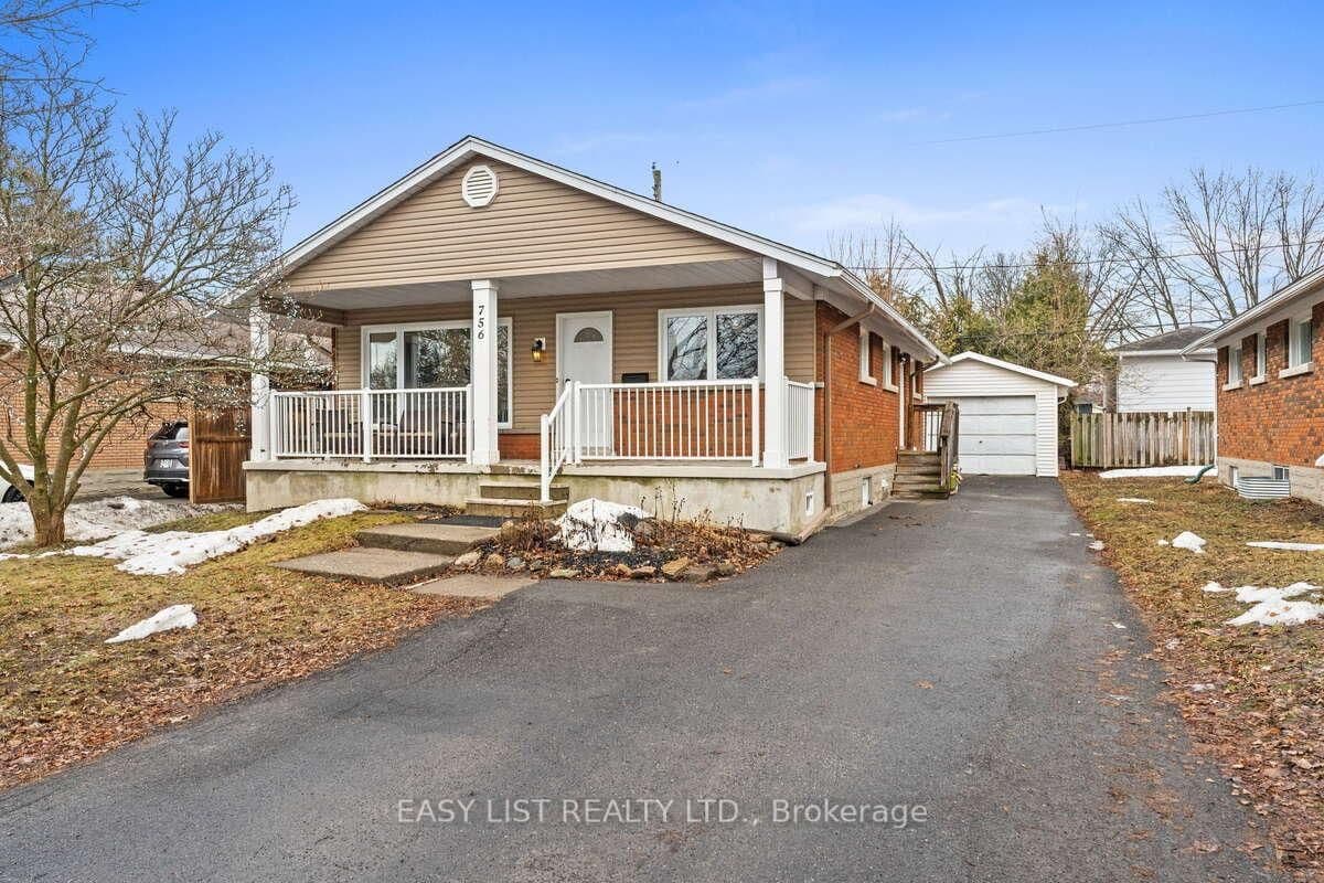 756 Dickens Avenue, Ottawa, ON — photo 2