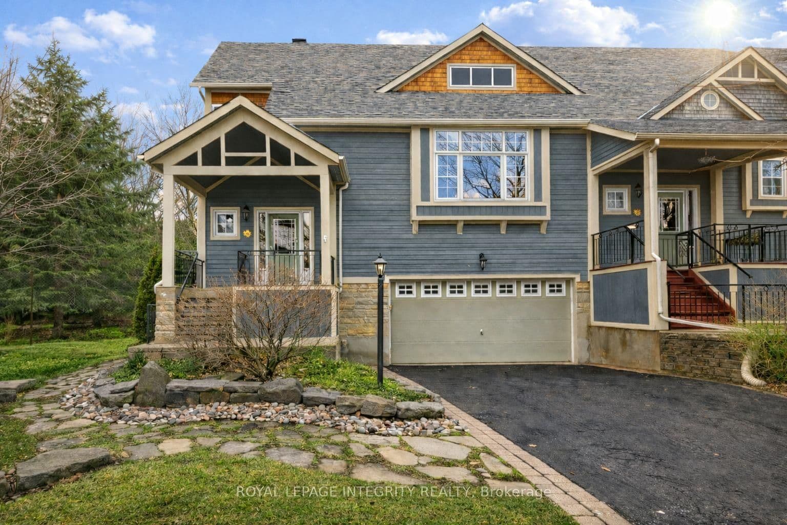 15 Marsh Sparrow Private, Kanata, ON