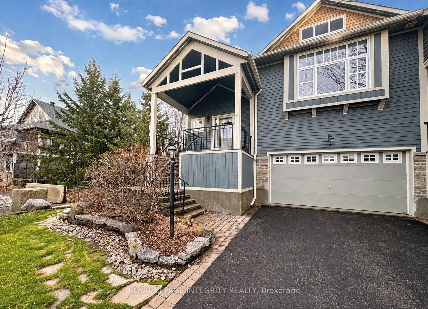 15 Marsh Sparrow Private, Kanata, ON — photo 2