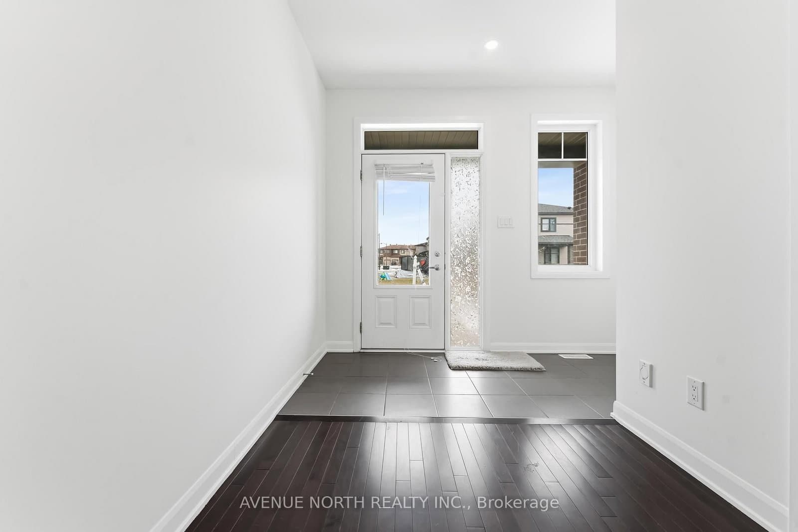 2082 Caltra Crescent, Ottawa, ON — photo 3